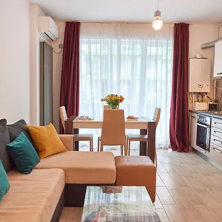 Glamour Sea View Family - N Pools Apartment *